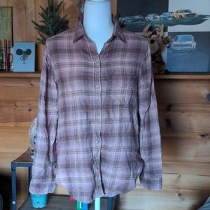 American Eagle plaid flannel shirt
